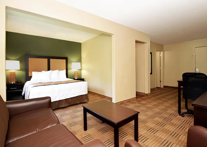 Hotel Extended America - - Midtown Tulsa