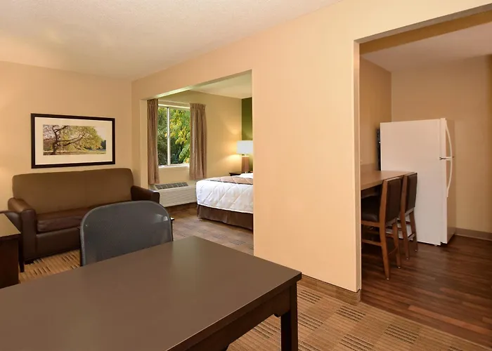 Extended America - - Midtown Hotel 2*