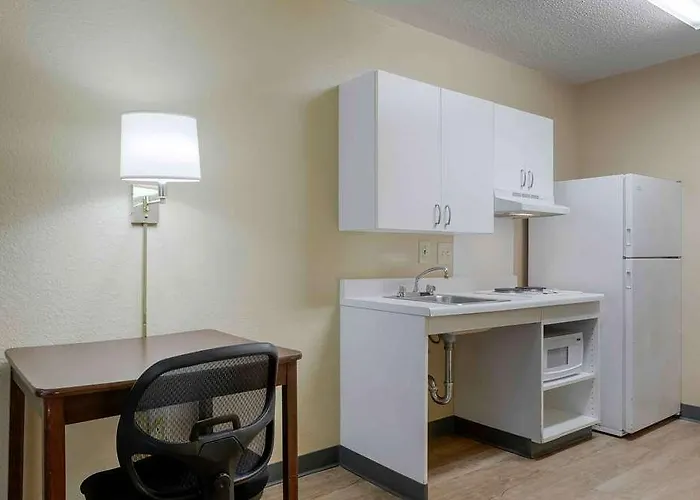 Extended America - - Midtown Hotel 2*