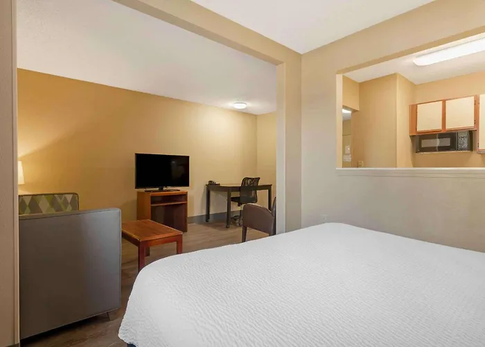Hotel Extended America - - Midtown Tulsa
