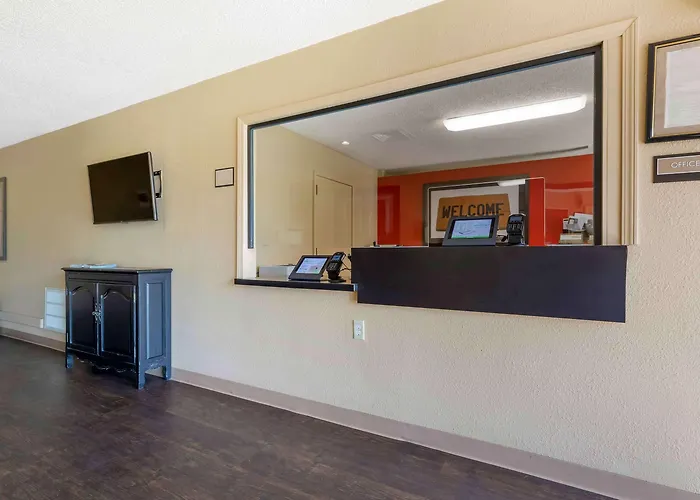 Extended America - - Midtown Hotel 2*