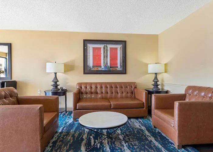 Extended America - - Midtown 2*
