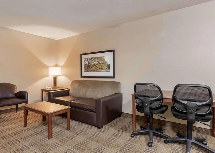 Hotel Extended America - - Midtown Tulsa